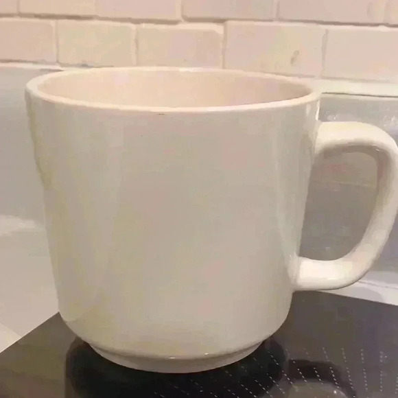 Ellen Degeneres 2019 Love Stoneware Coffee Tea  Mug Cup - Picture 3 of 9